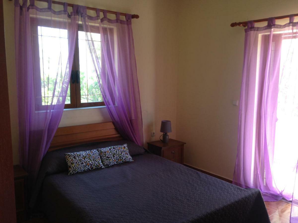 Angela Apartments Ксамил Екстериор снимка